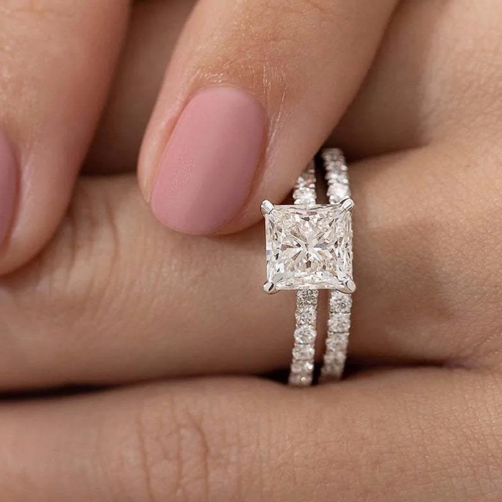 Elegant Silver Ring Set